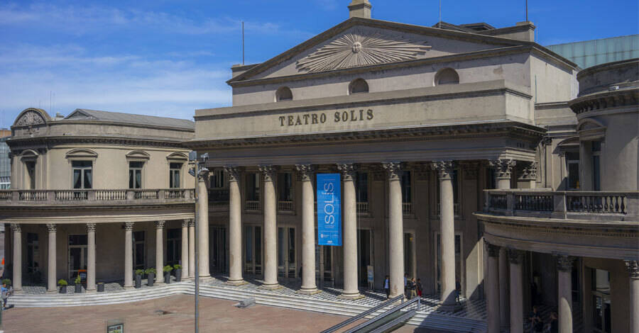 abren teatros biblotecas y museos