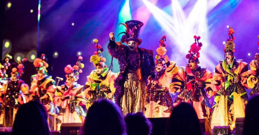 Concurso oficial de Carnaval en el Teatro de Verano Ramón Collazo