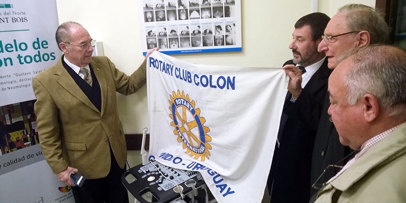 Rotary Club dona ecografo
