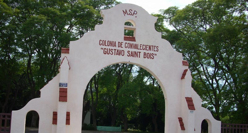 imagen de la entrada al hospital saint bois
