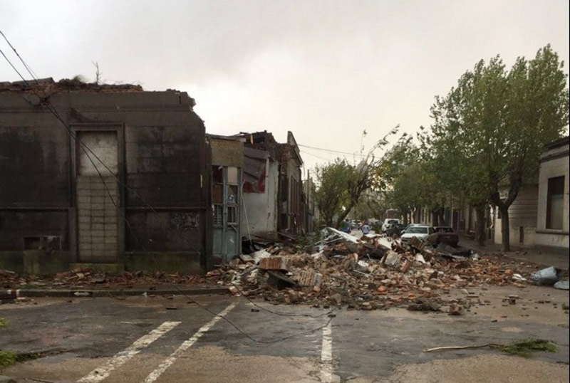 tornado en soriano destrozos 01