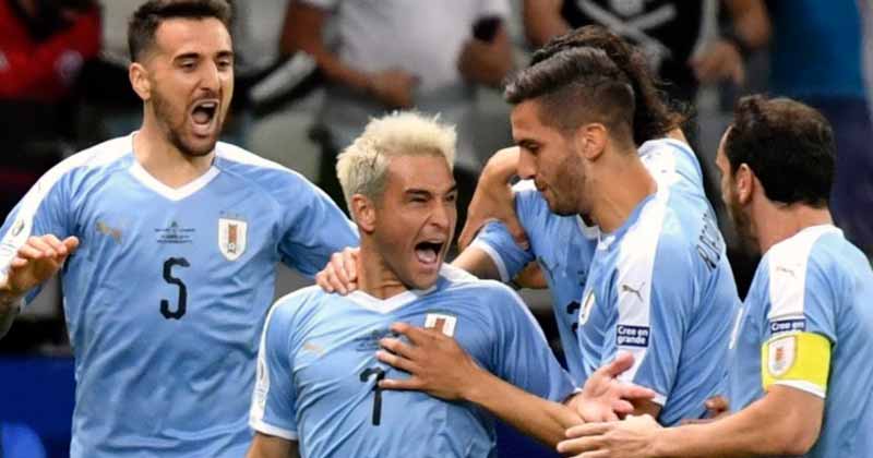 Uruguay vs Ecuador por Copa América 2019. Nicolas Lodeiro celebra su gol, el primero en el partido. Foto AFP