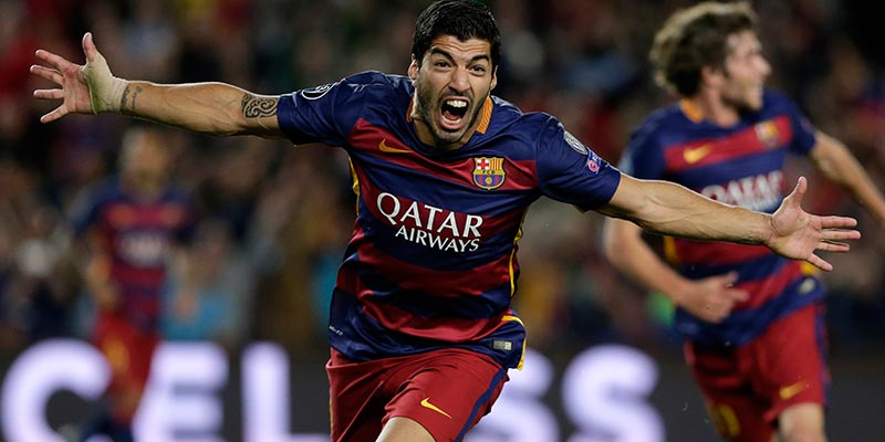 Luis Suarez festeja con Barcelona