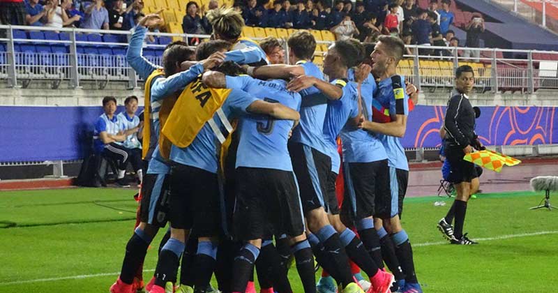triunfo de uruguay frente a italia