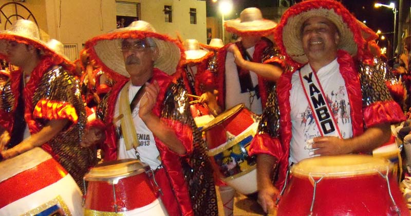 yambo kenia desfile de llamadas sayago