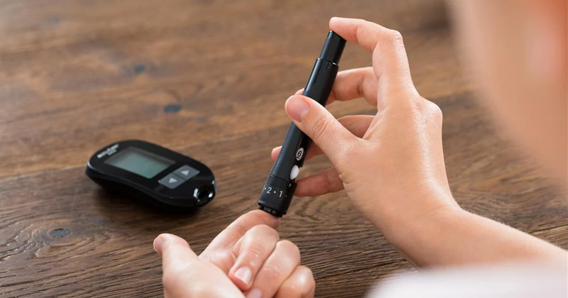 medir la glucosa sin pincharse